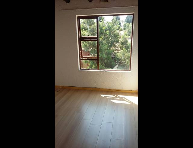 2 BEDROOM APARTMENT TO LET IN PAULSHOF